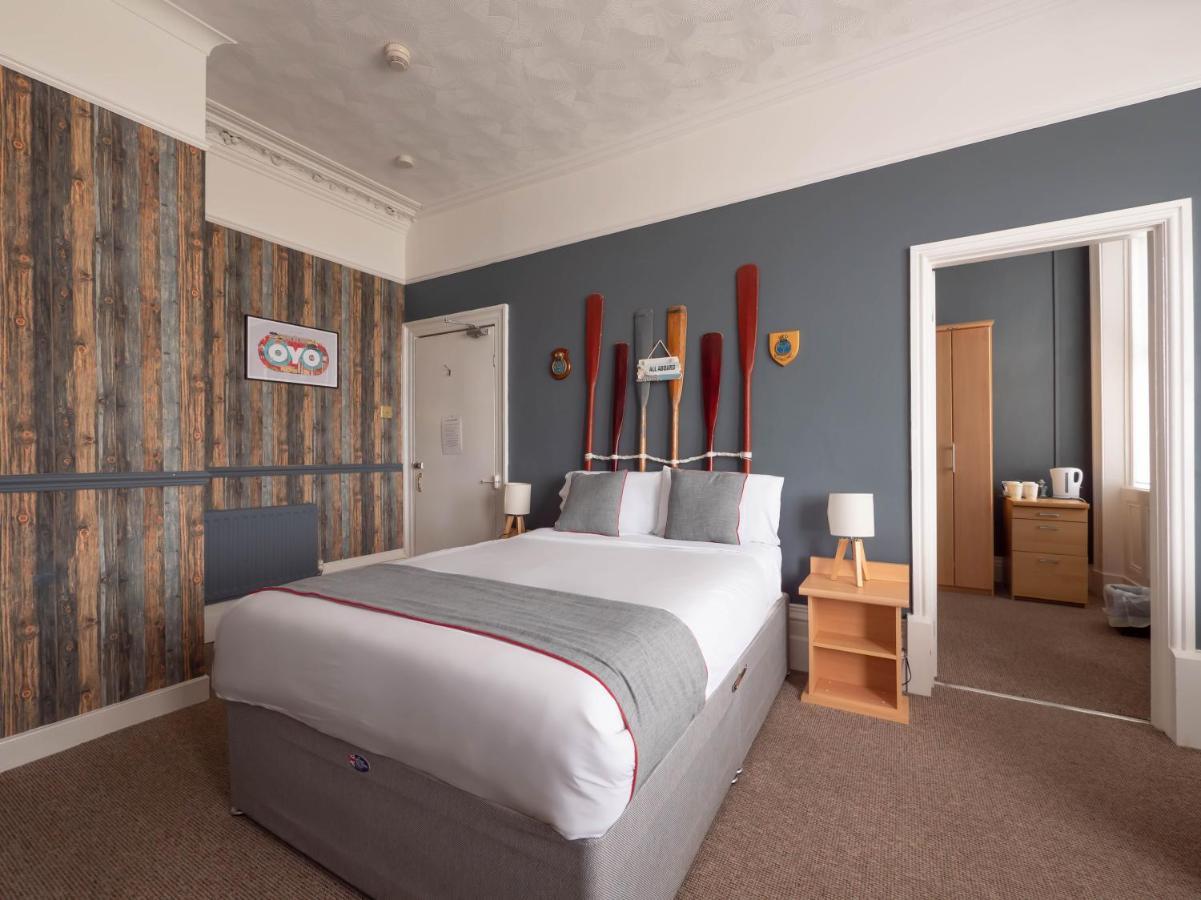 Oyo Pier Hotel Rhyl Exterior photo